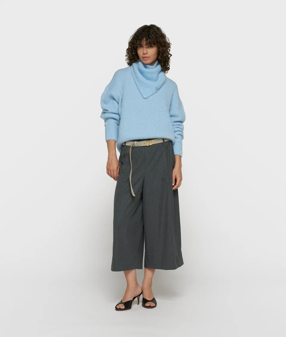 10DAYS Trui Hairy Knit in Angel Blue met relaxed fit