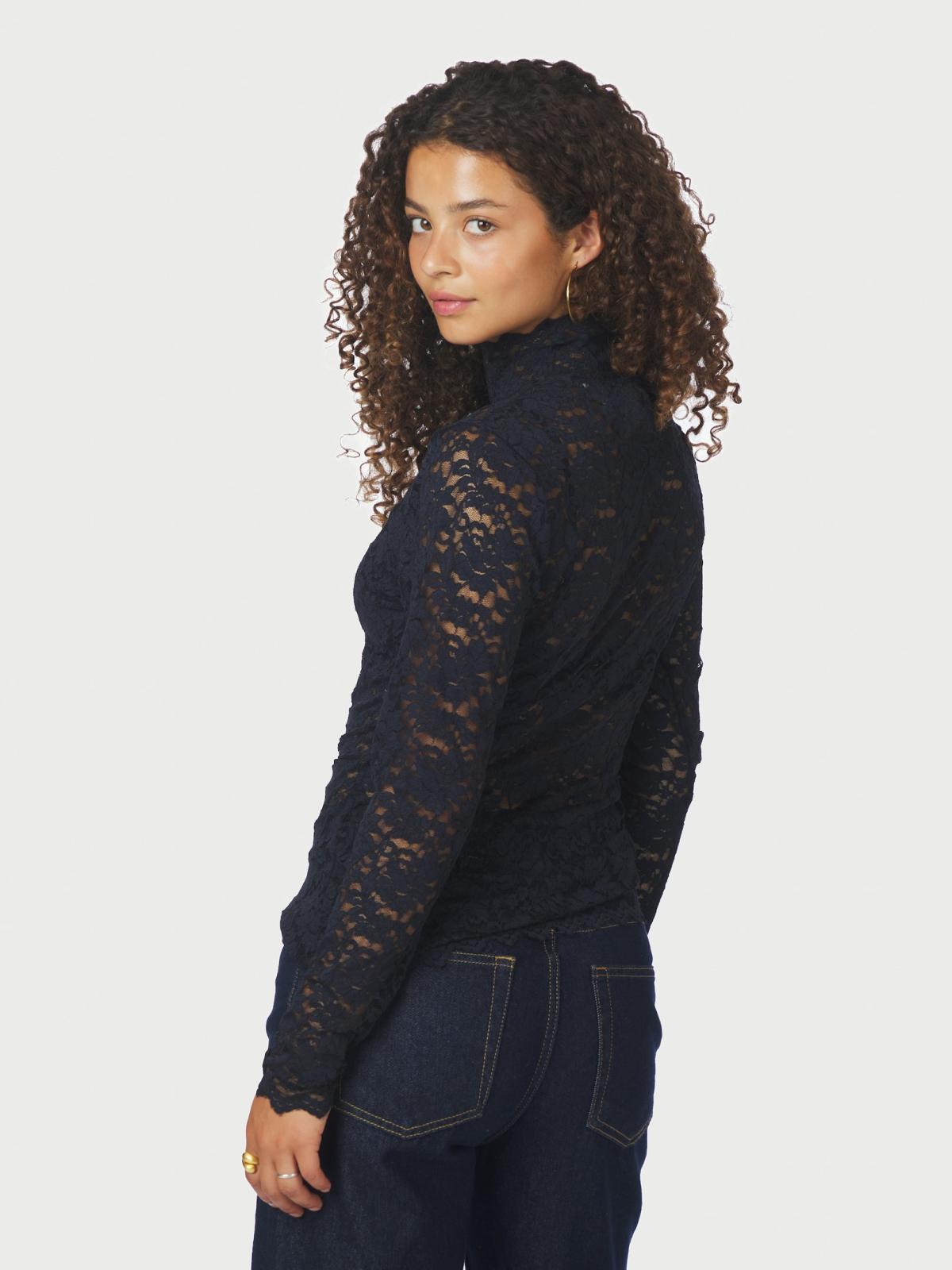 Neo Noir top Liza 161473 141