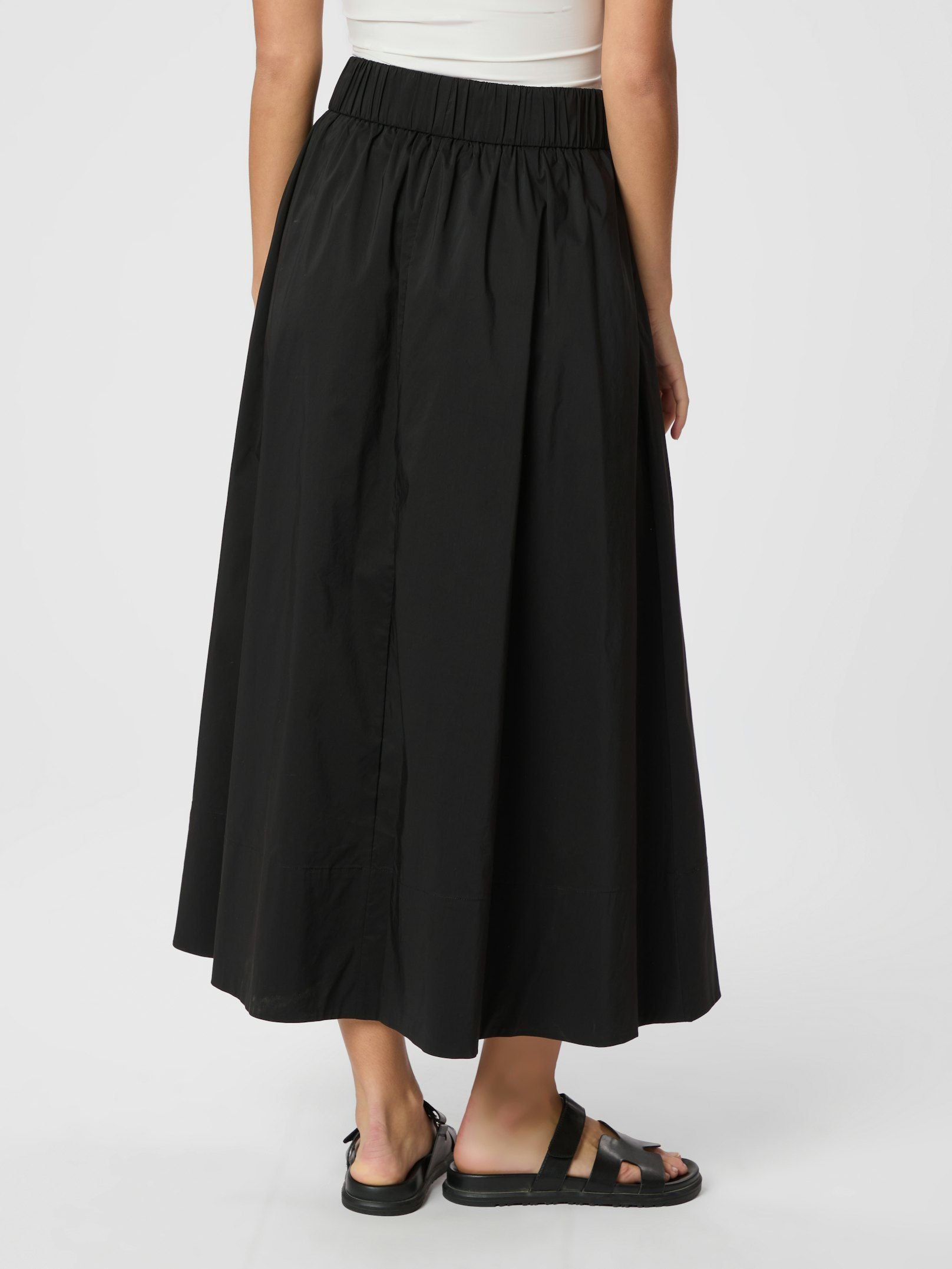 Neo Noir rok Yara 163076 100
