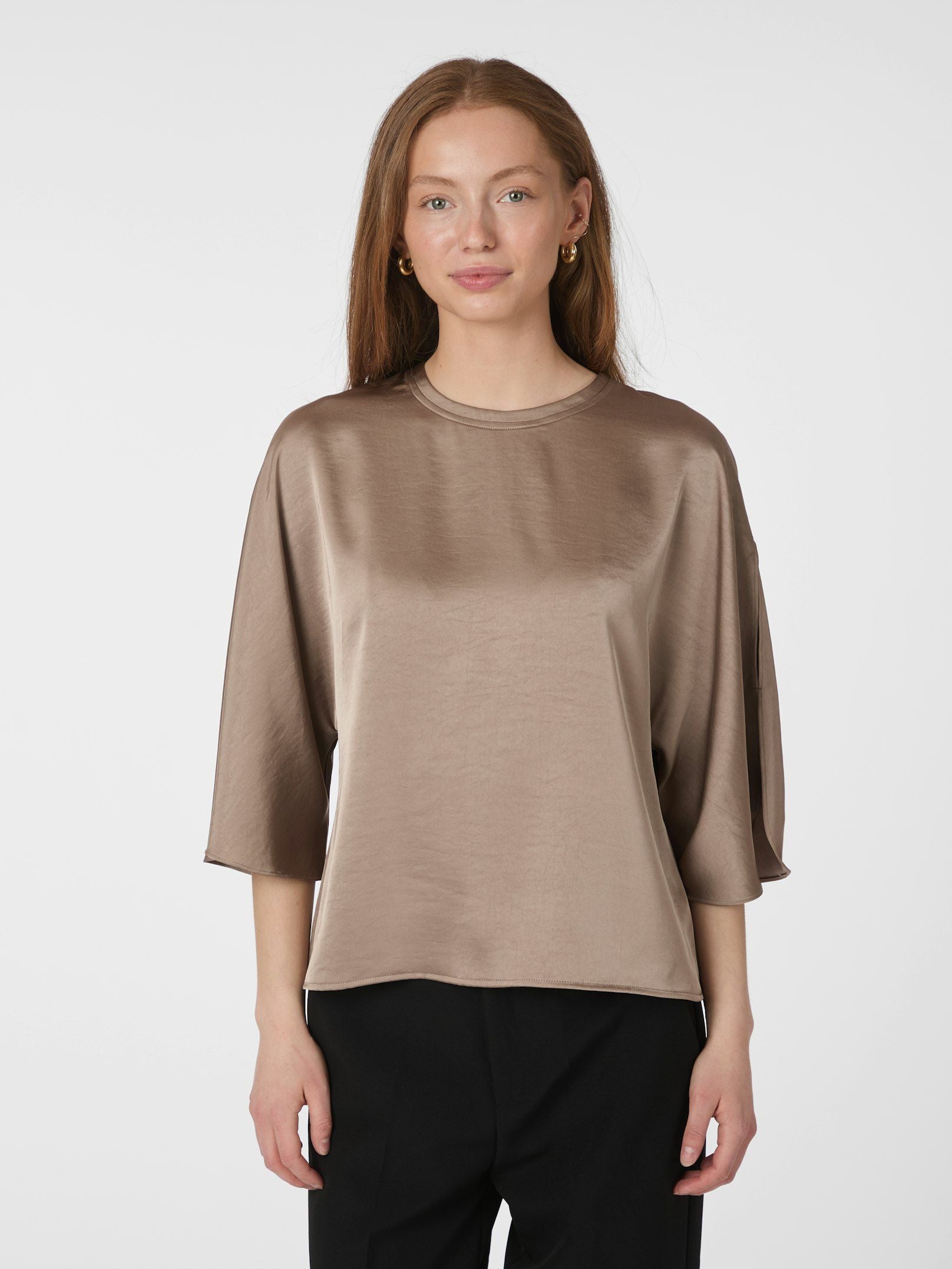 Neo Noir top Liora 165567 811
