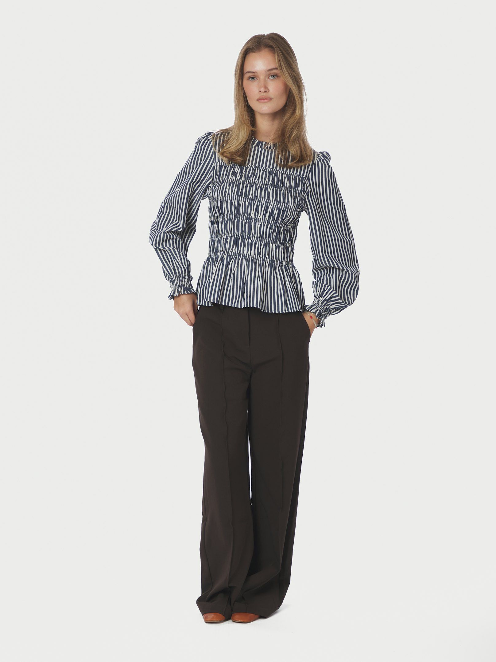 Neo Noir blouse Possa 168022 141