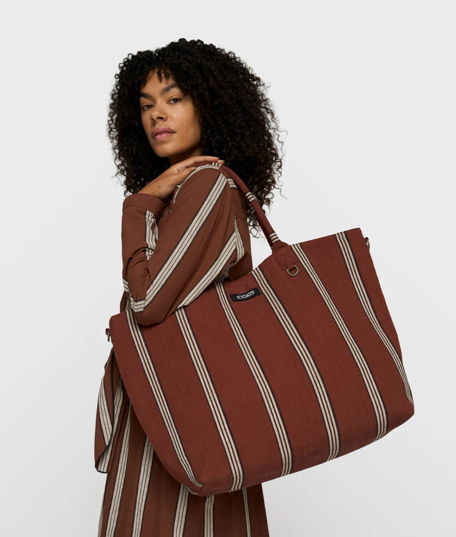 10DAYS tas 20-962-6202 1326