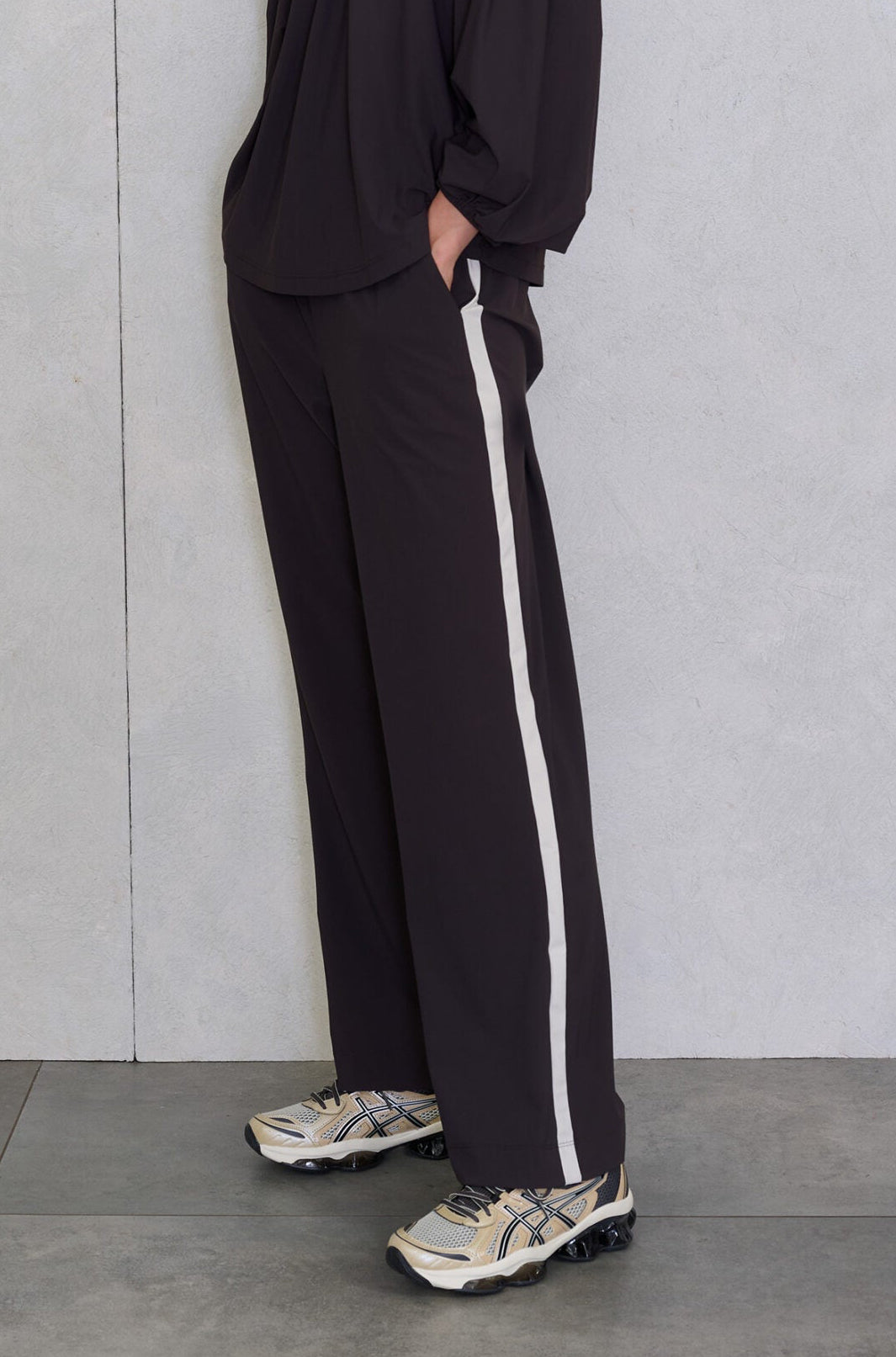 No Man's Land broek 65.584s 6512