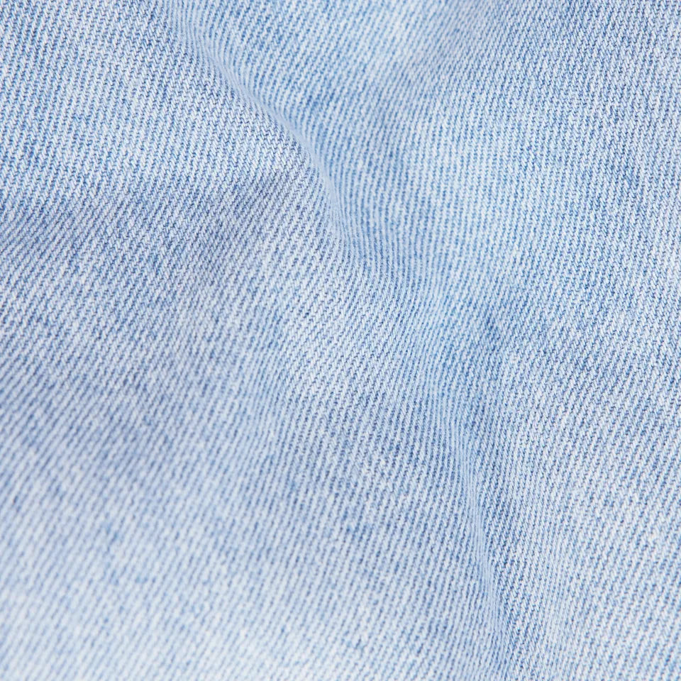 Drykorn Jeans Swore in Light Blue met O-shape pijpen detail