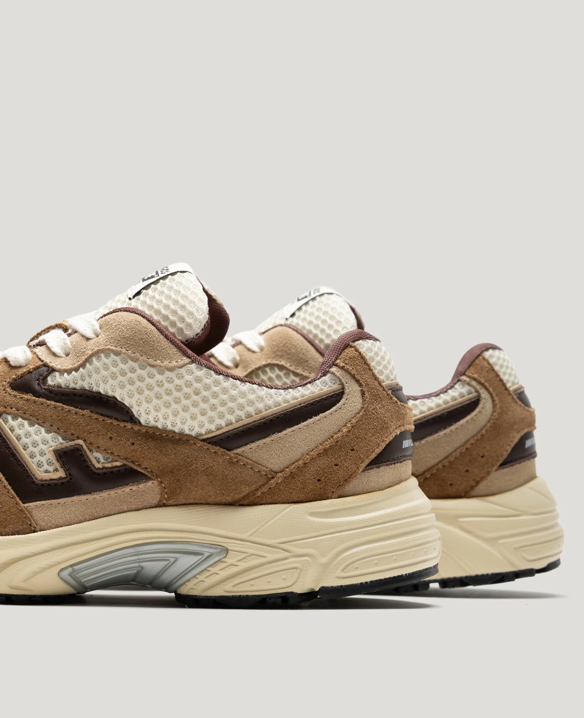 Flamingos' Life Wairoa sneakers in Russet Habano Detail