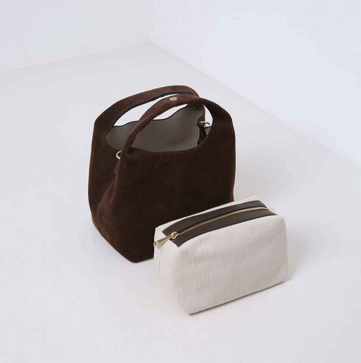 SMAAK Amsterdam Daisy Suede Tas in Moss