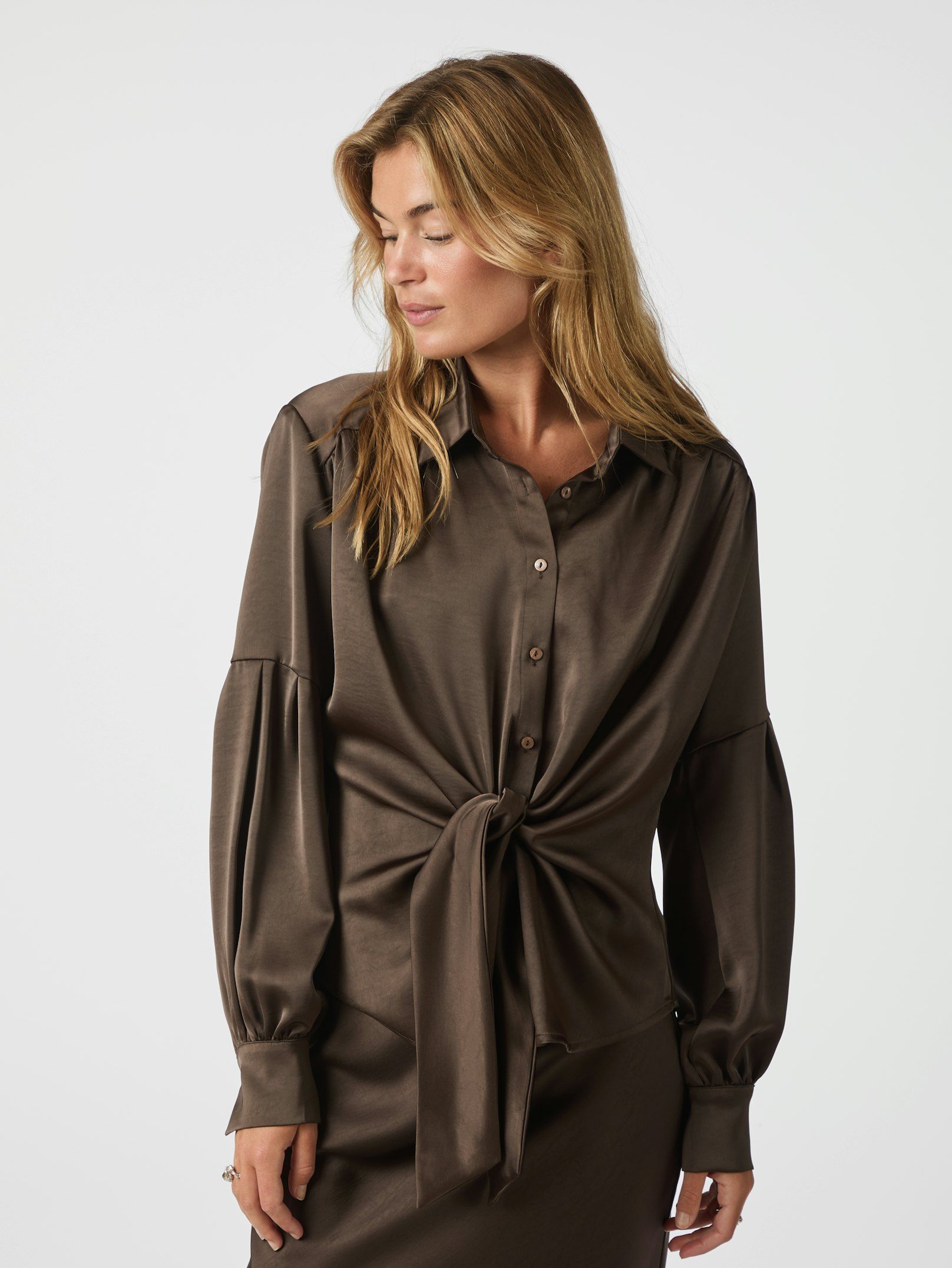 Neo Noir blouse Naja 160801 676