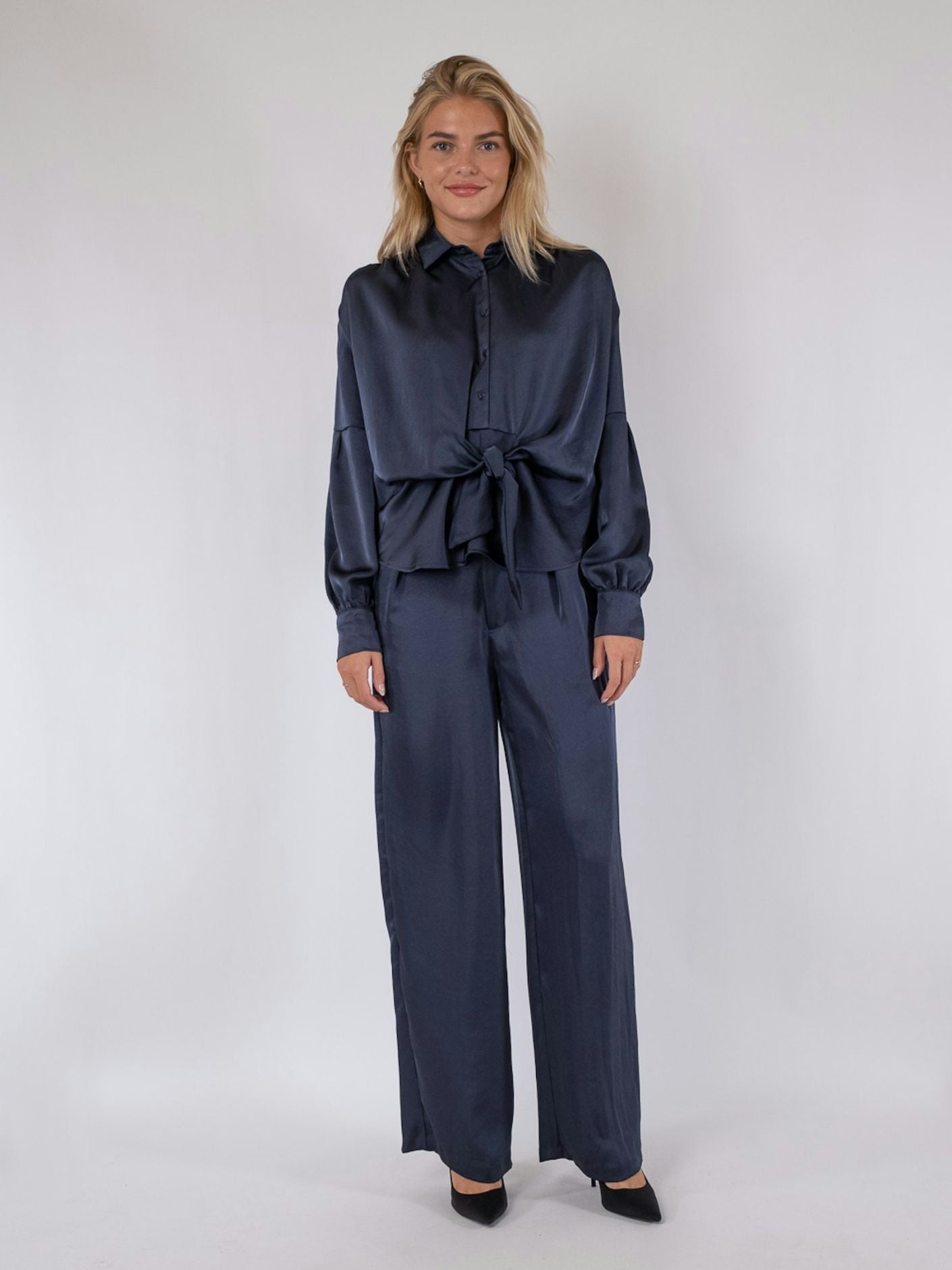 Neo Noir blouse Naja 160801 678