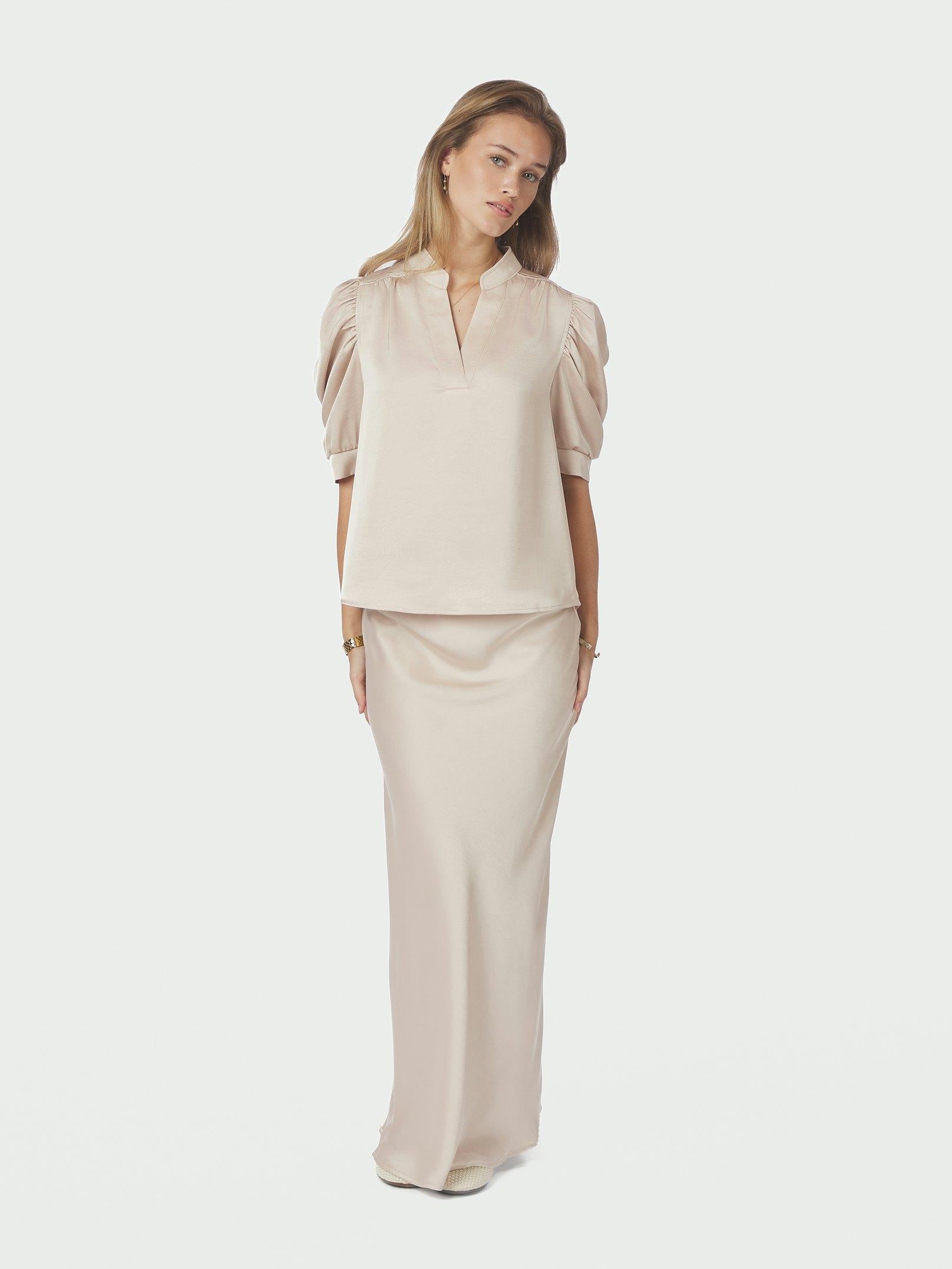 Neo Noir top Roella 162590 720