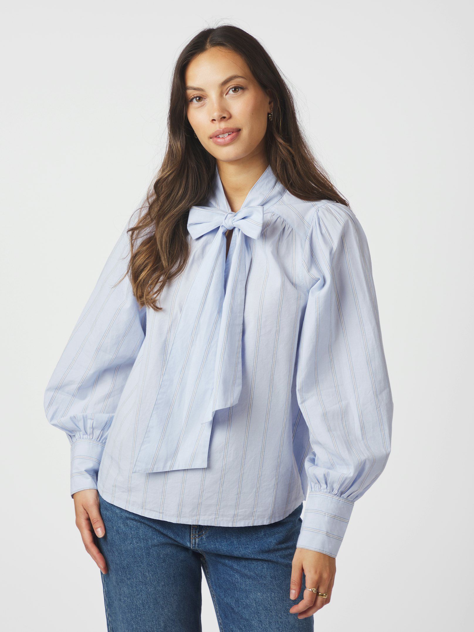 Neo Noir blouse Jaz Bow 166718 145