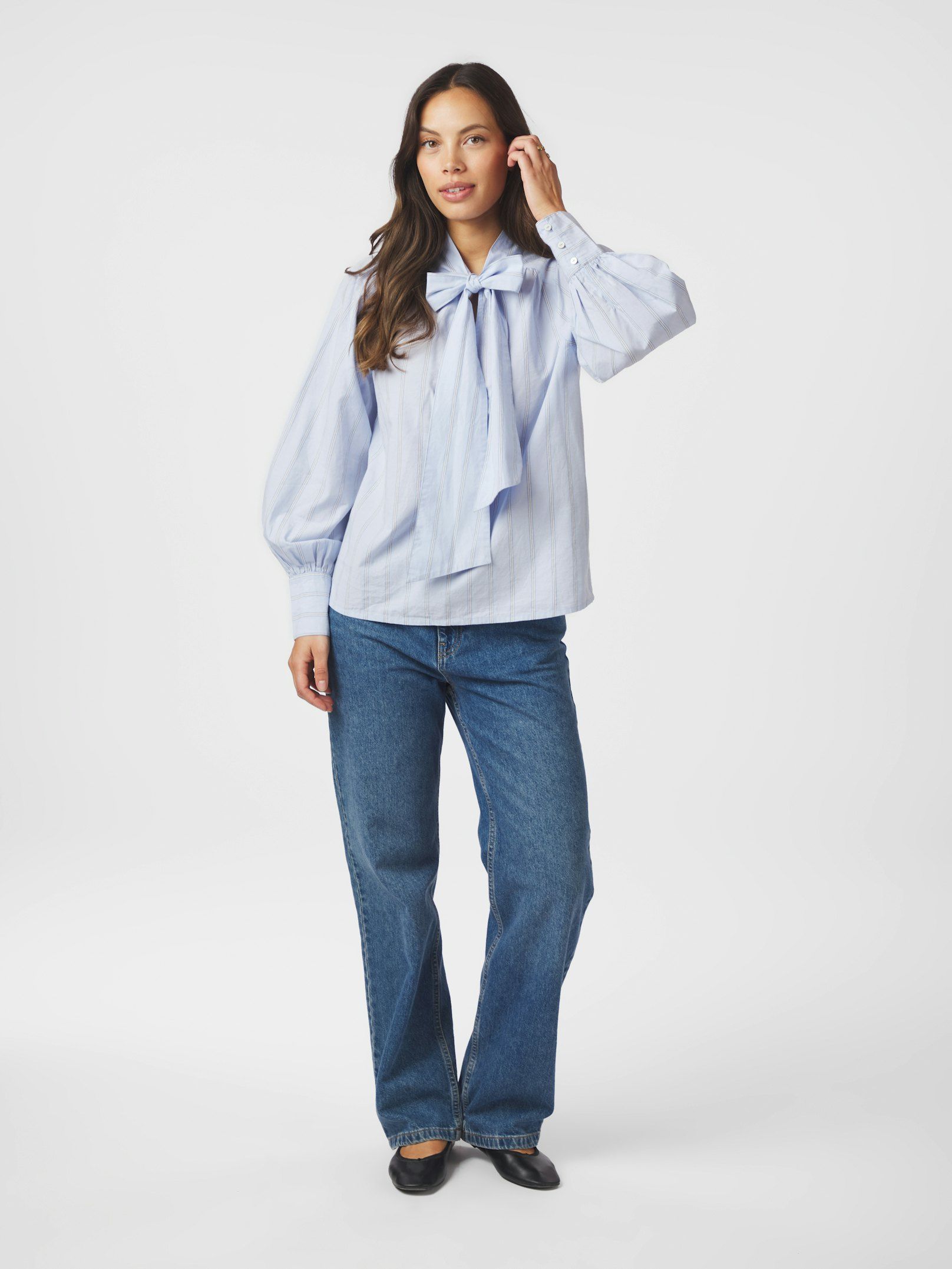Neo Noir blouse Jaz Bow 166718 145