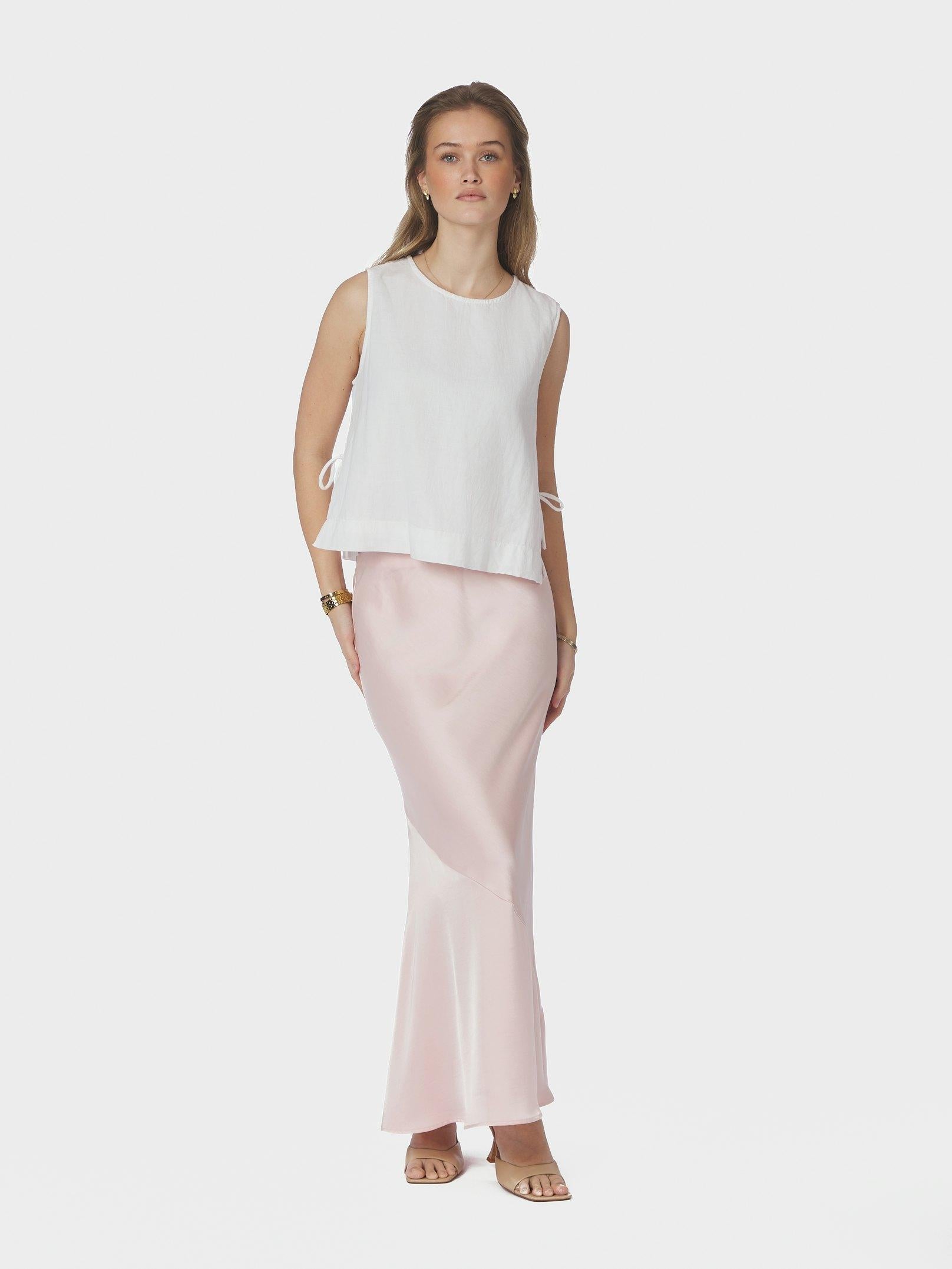 Neo Noir rok Ninad 168523 754