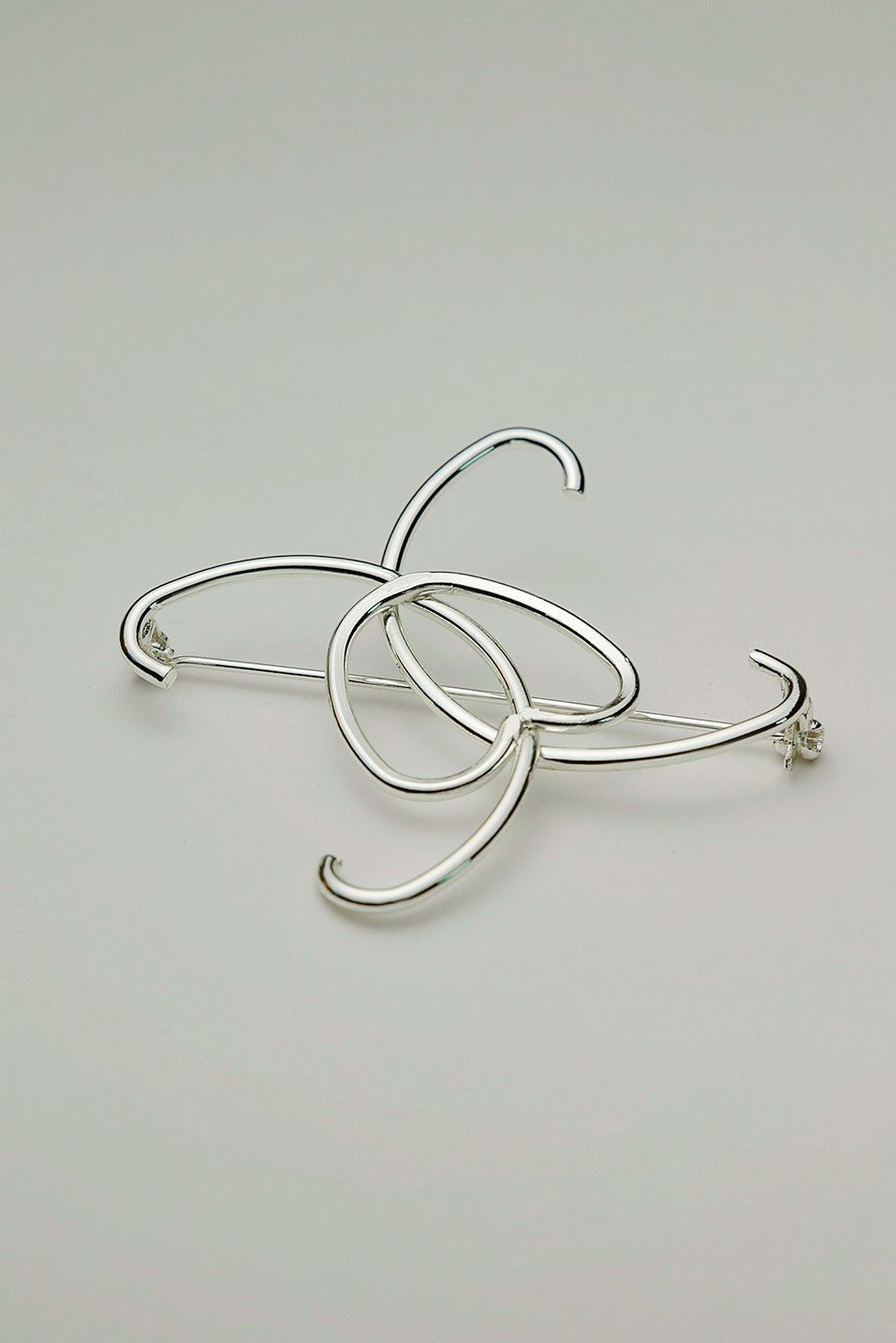 BOW19 brosch 1590