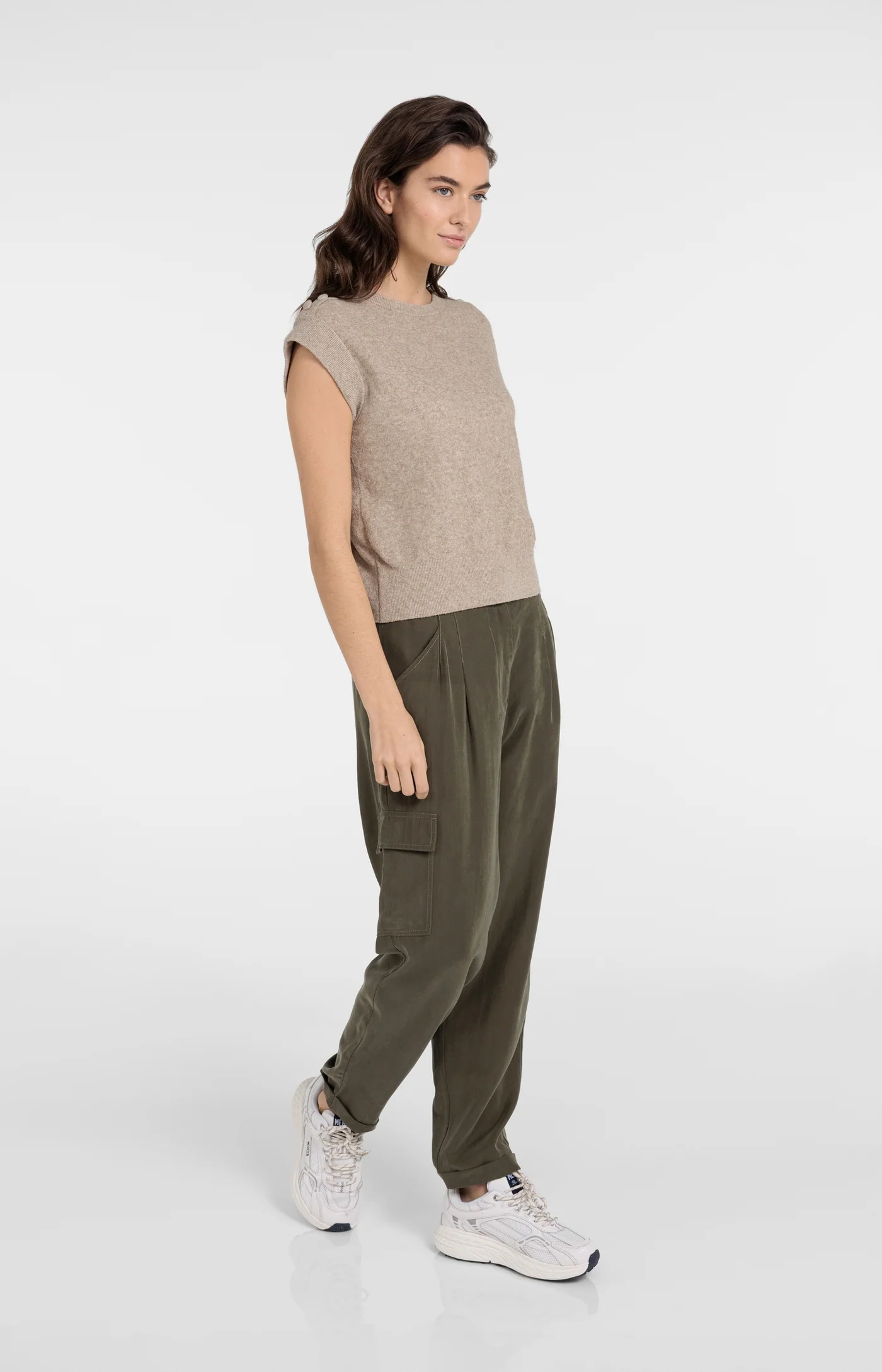 YAYA top 01-000584-604 611042