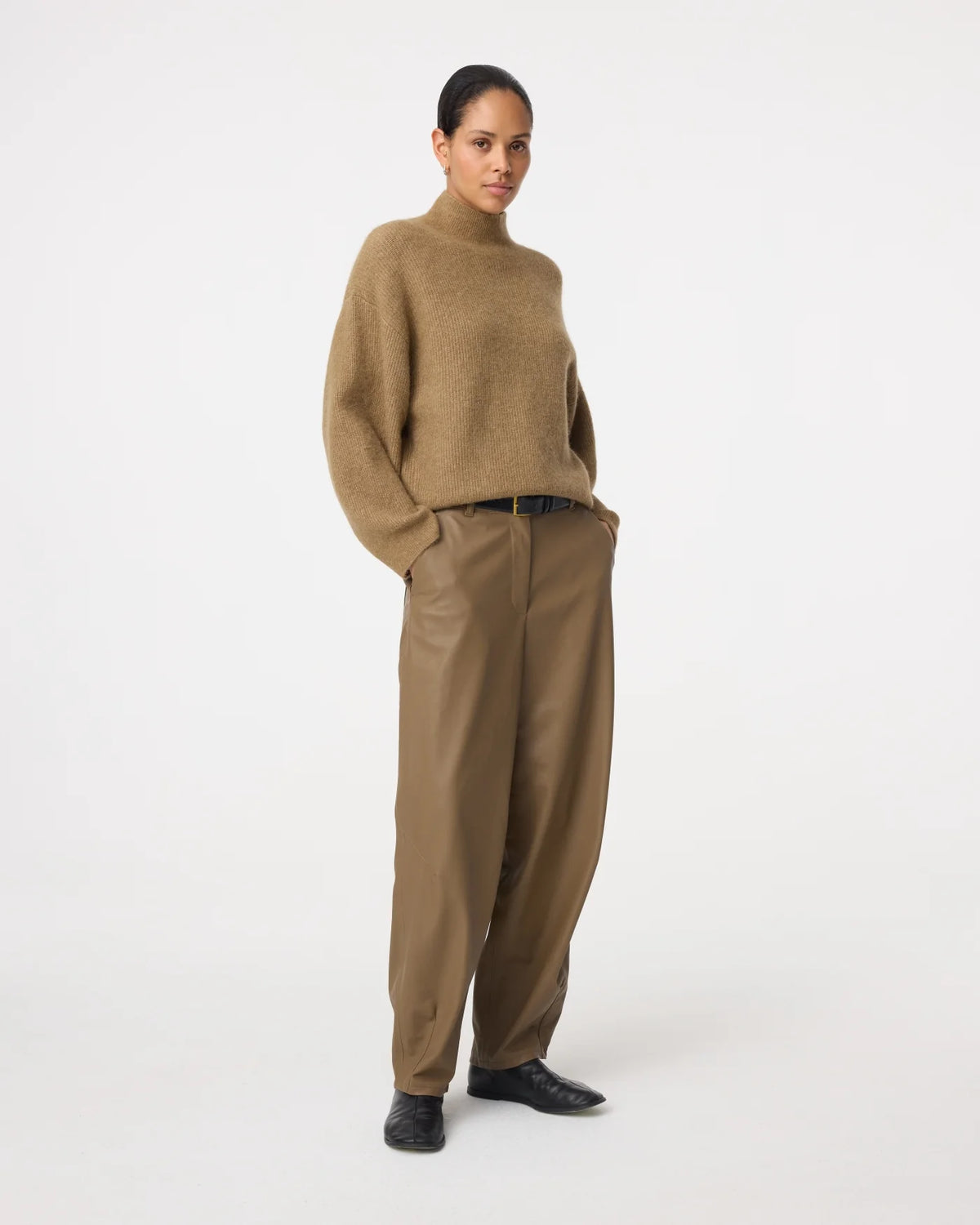 Knit-ted Cechi trui in Hazel voorzijde