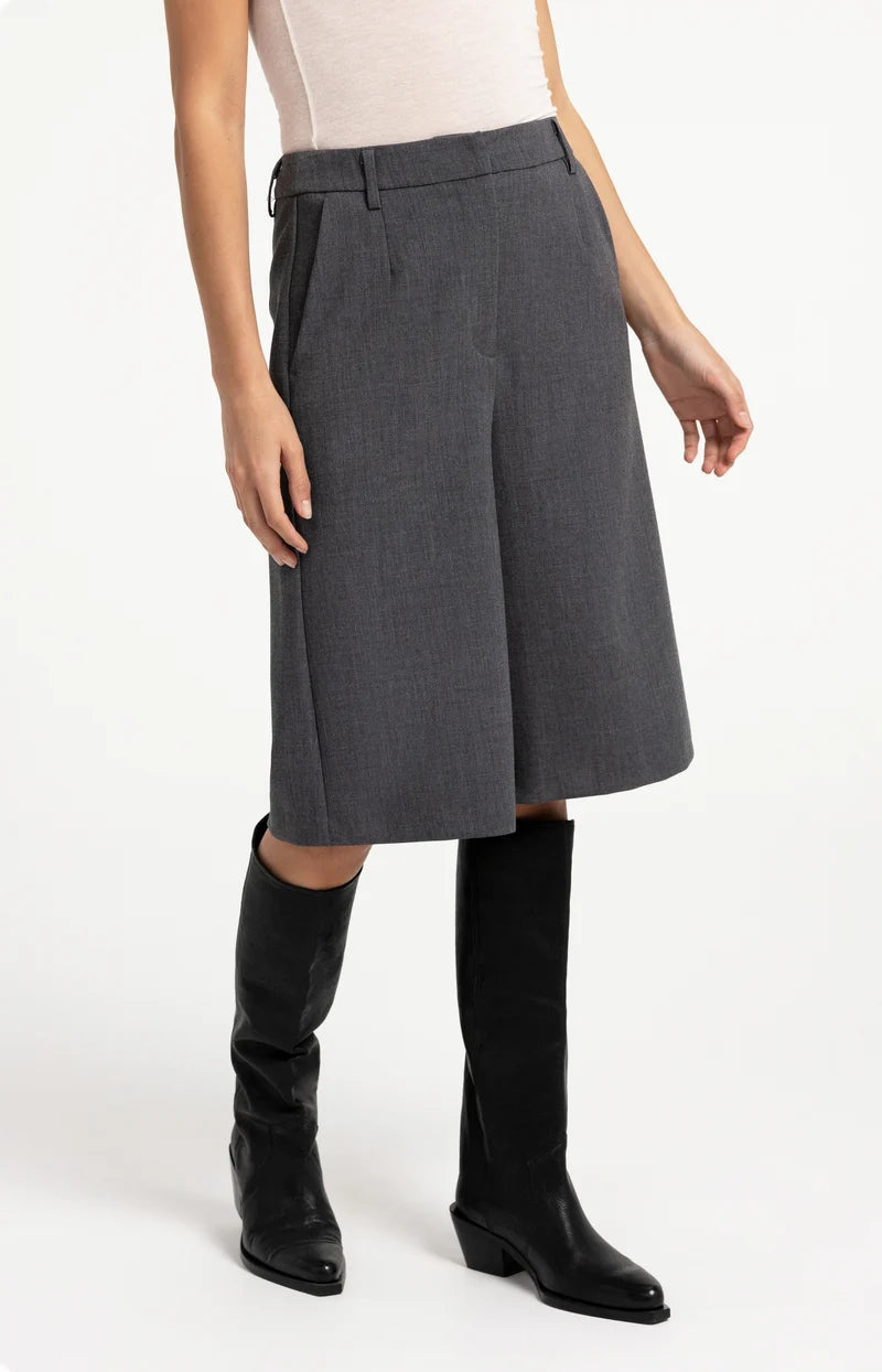 YAYA short 01-321045-609 99087