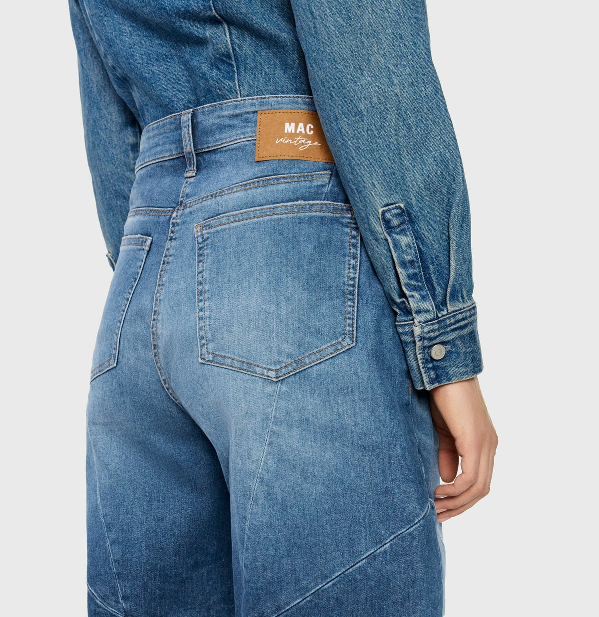 MAC Dakota Barrel Seam jeans in Fashion Blue Used