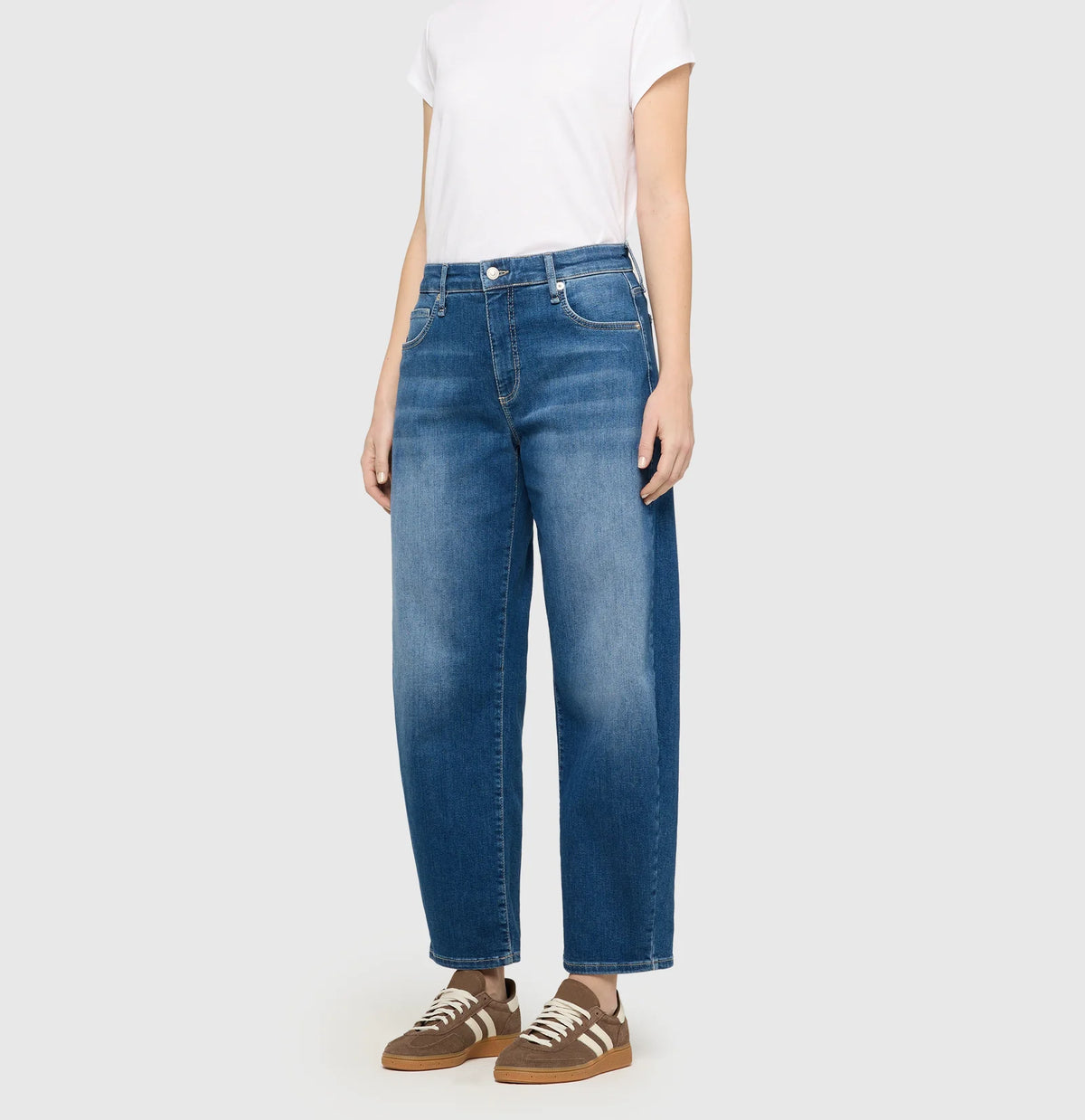 MAC Danni barrel jeans in Midblue Used Washed
