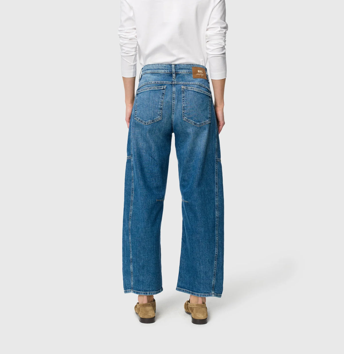 MAC Ohio barrel jeans in Mid Blue Use Wash achterkant