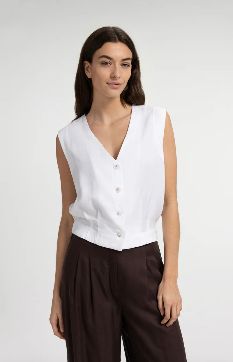 YAYA top 01-201225-606 00000