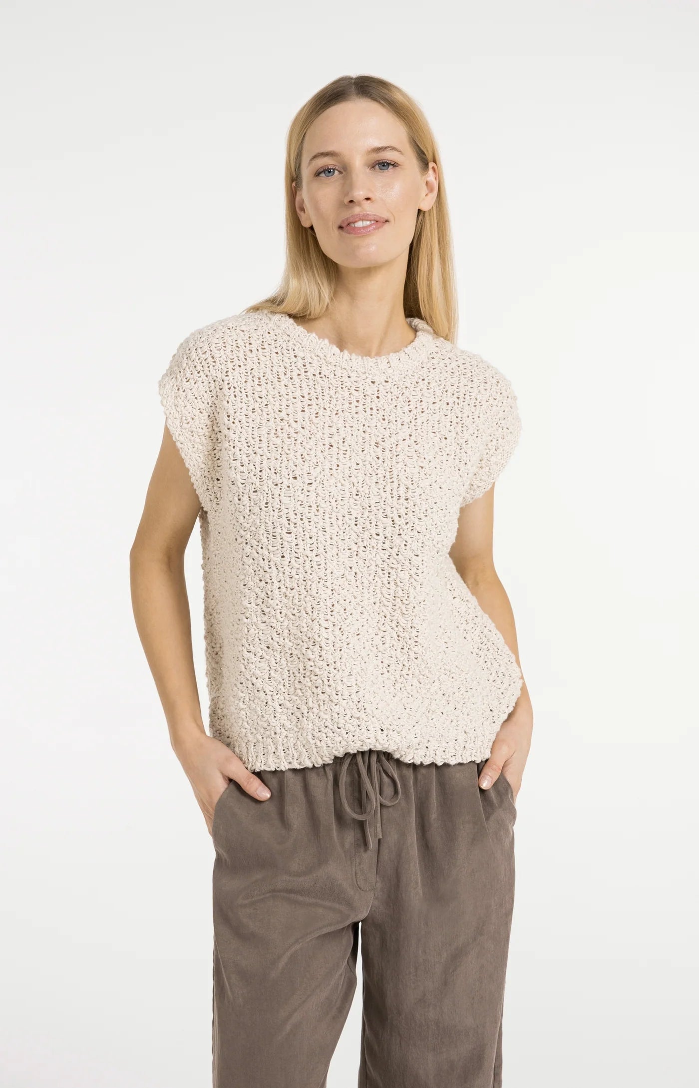 YAYA top 01-000586-605 99067