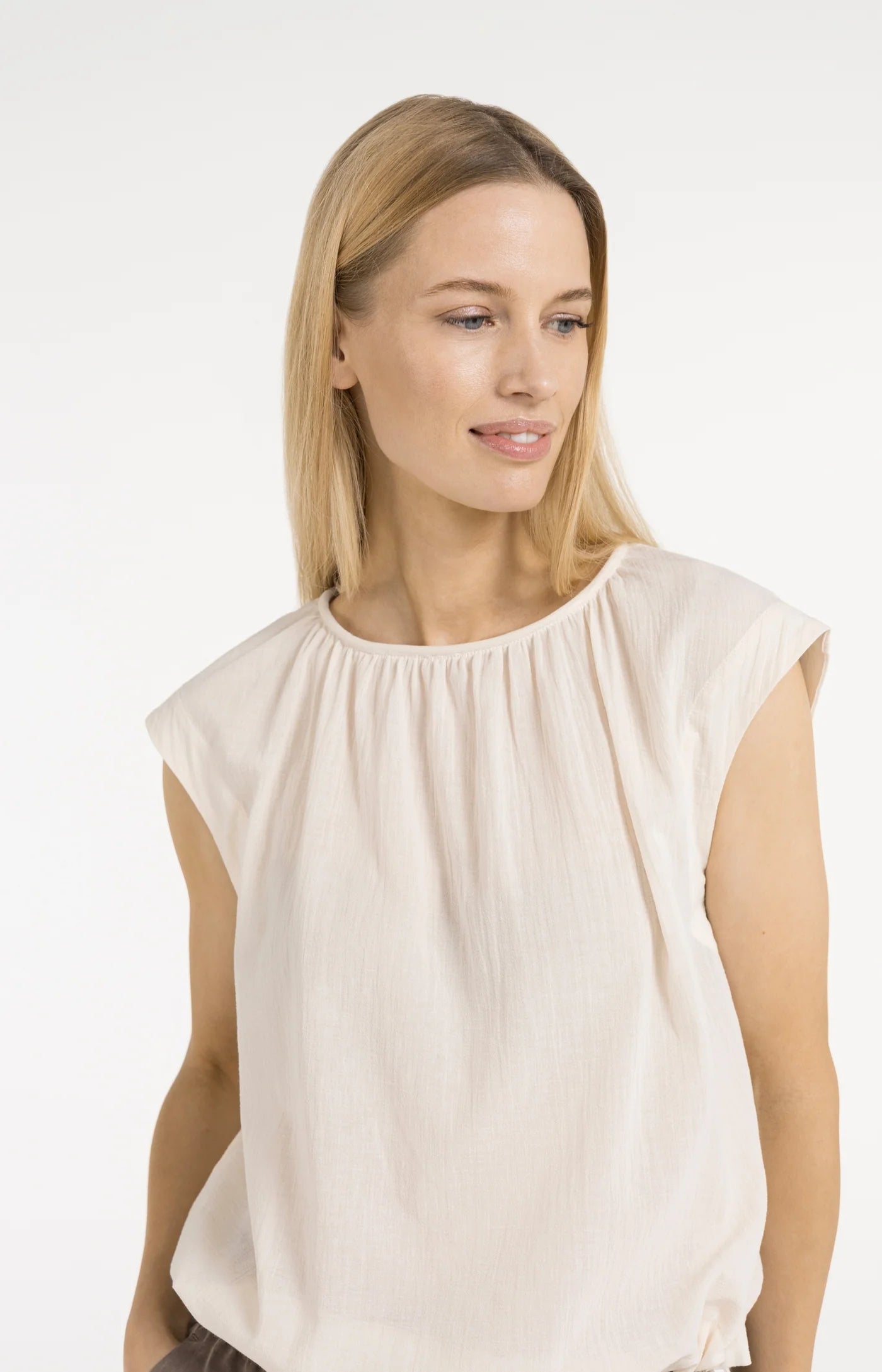 YAYA top 01-701370-605 99067