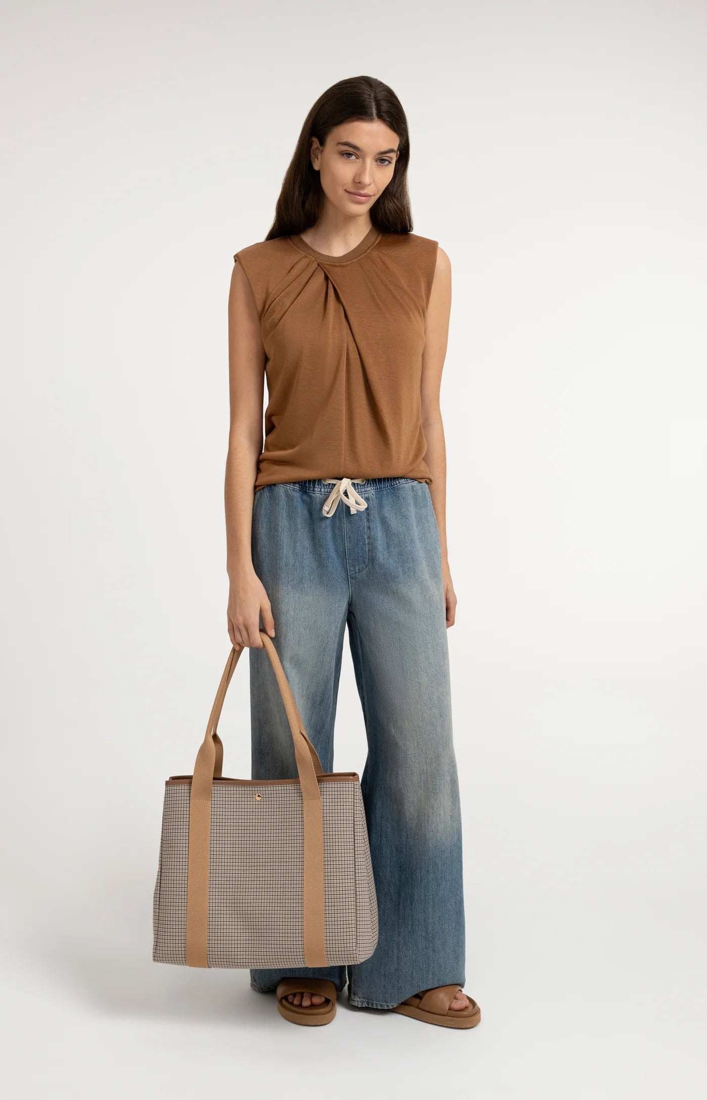 YAYA top 01-709392-607 81025