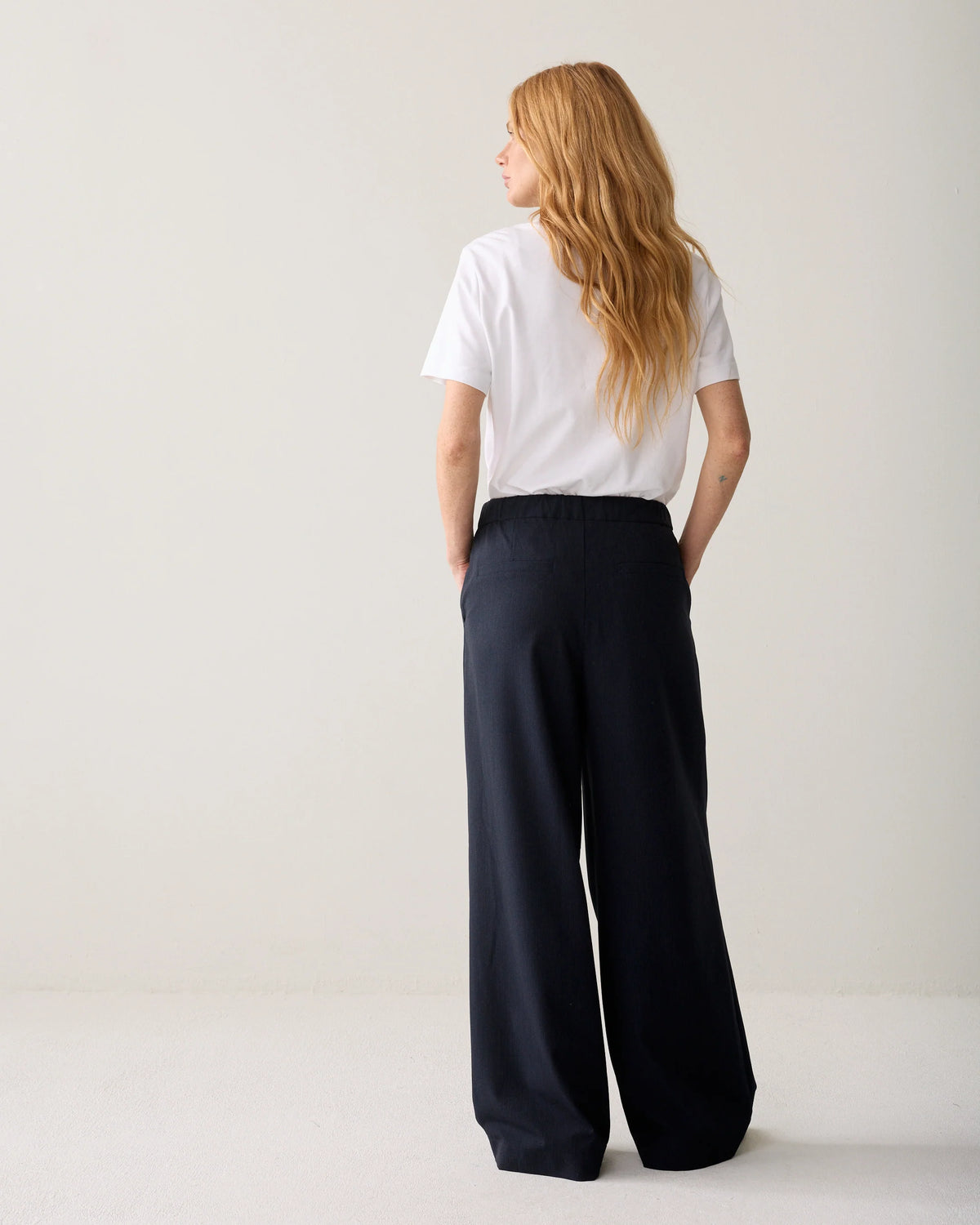 Summum overslagbroek met pinstripe in blauw achterzijde