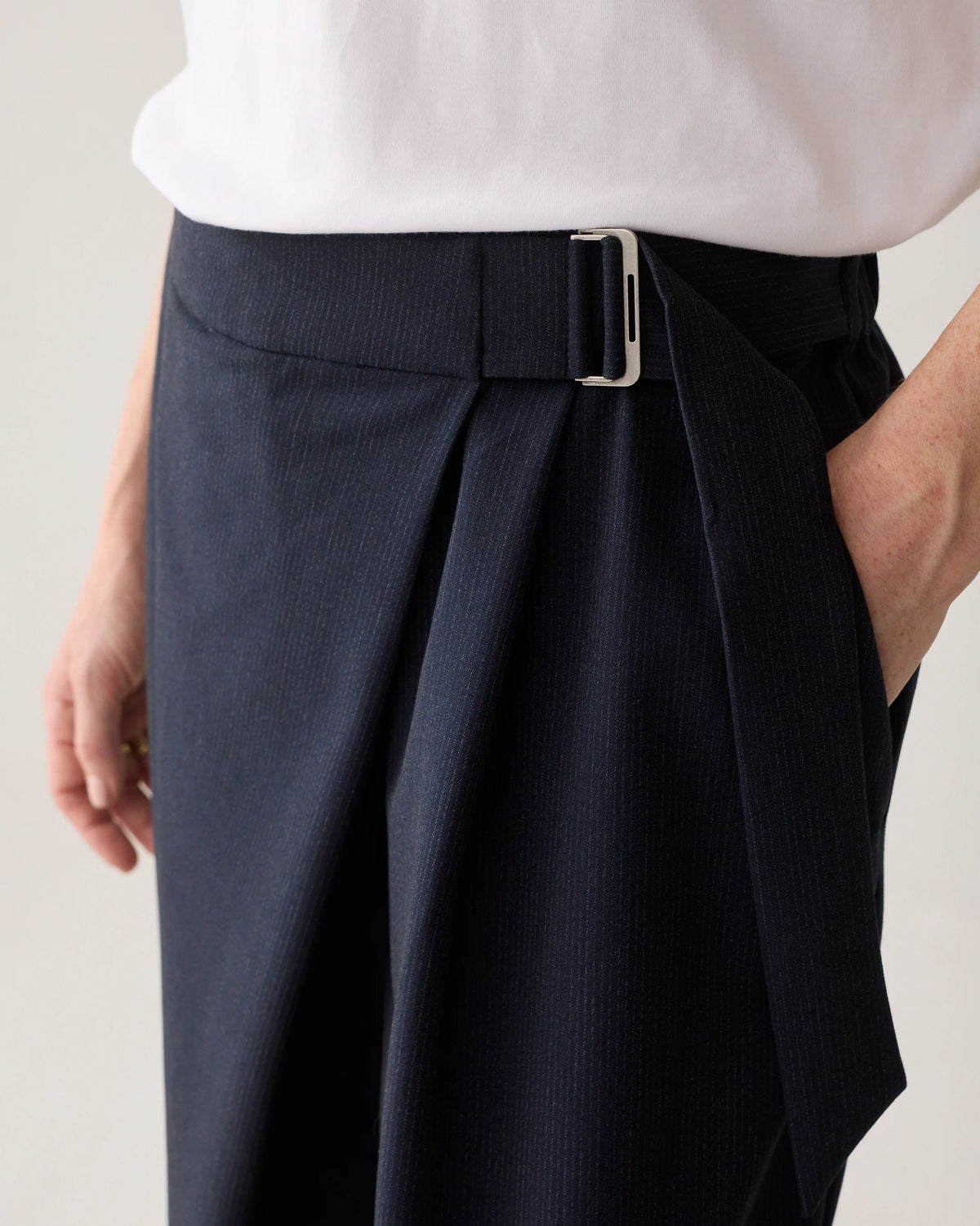 Summum overslagbroek met pinstripe in blauw detail