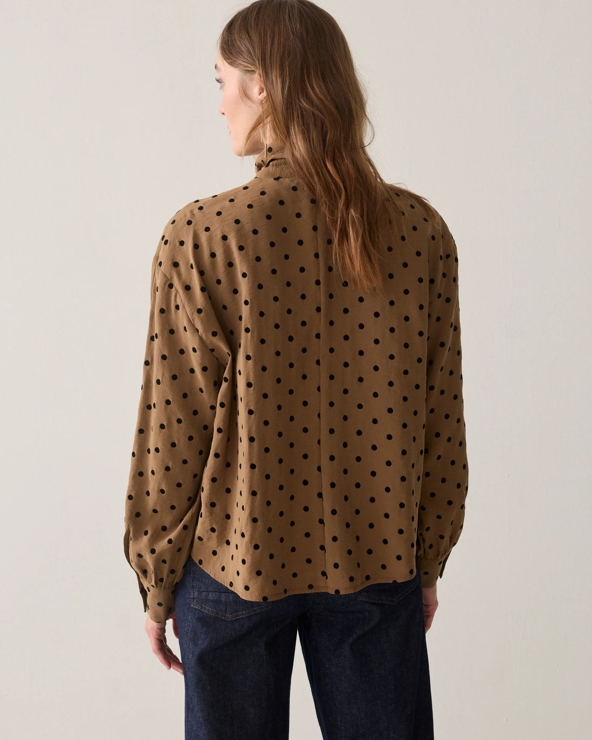 Summum Top Boxy Flock Stippenprint in Bruin achterkant