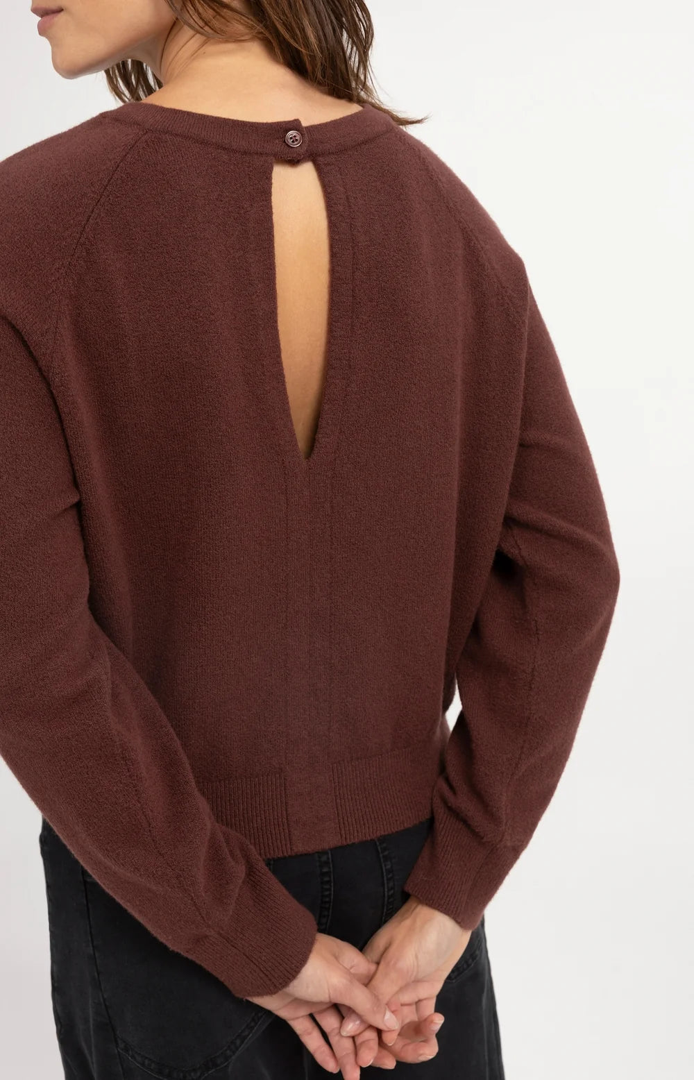YAYA Trui Open Rug in Bitter Chocolate Red achterkant